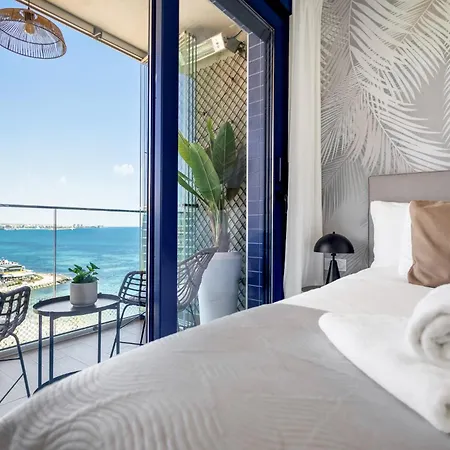 Panorama Seaview Deluxe Апартаменты Торевьиа