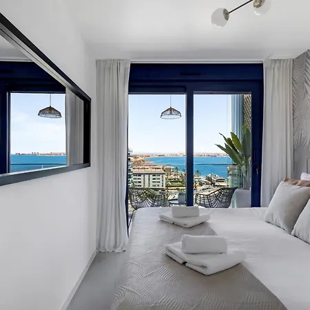 Апартаменты Panorama Seaview Deluxe *