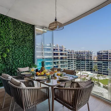Апартаменты Panorama Seaview Deluxe *